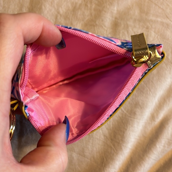 Lilly Pulitzer ID case - Picture 5 of 6